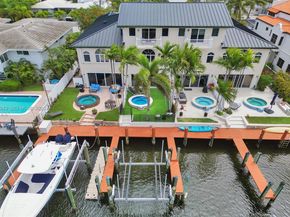 2739 NE 15th St, Fort Lauderdale FL 33304