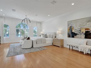 2739 NE 15th St, Fort Lauderdale FL 33304