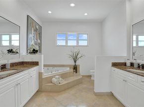 2739 NE 15th St, Fort Lauderdale FL 33304