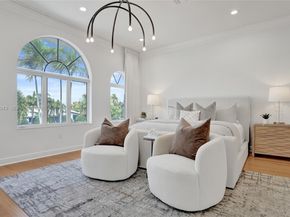 2739 NE 15th St, Fort Lauderdale FL 33304
