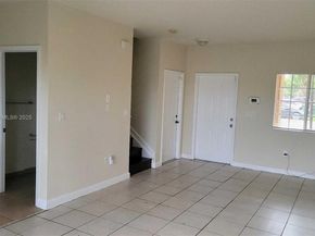 1981 SE 3rd St, Homestead FL 33033
