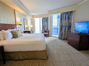 18001 Collins Ave 2114 2115, Sunny Isles Beach FL 33160