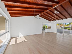 3207 Wilson St, Hollywood FL 33021