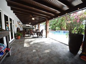 3024 SW 98th Ct, Miami FL 33165