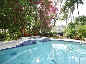 3024 SW 98th Ct, Miami FL 33165