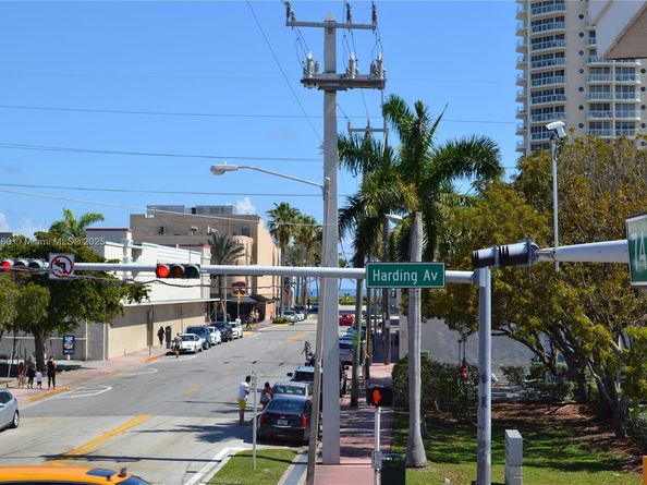 300 74th St 5, Miami Beach FL 33141