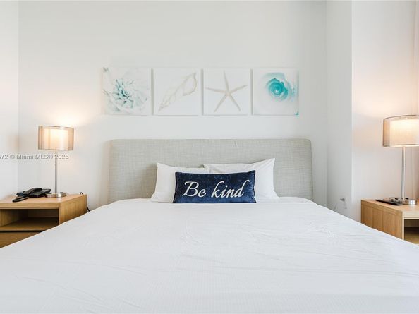 2602 E Hallandale Beach Blvd R1206, Hallandale Beach FL 33009