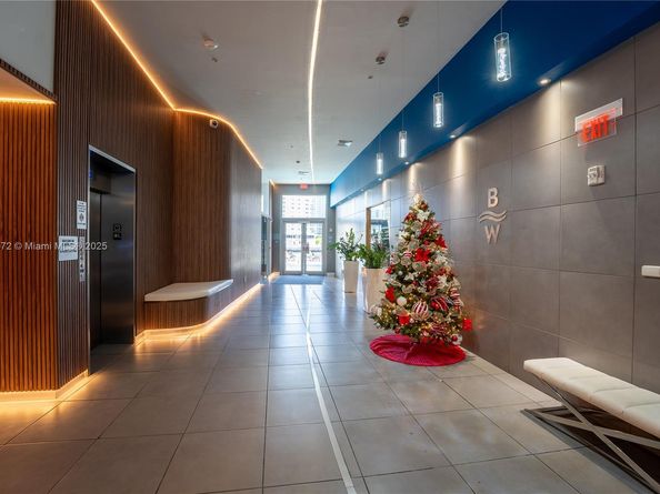 2602 E Hallandale Beach Blvd R1206, Hallandale Beach FL 33009