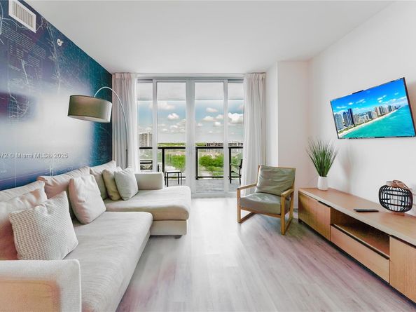 2602 E Hallandale Beach Blvd R1206, Hallandale Beach FL 33009