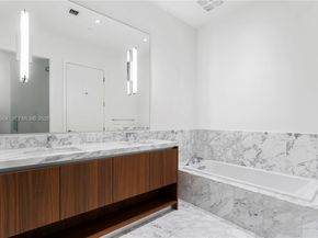 175 SE 25th Rd 1501, Miami FL 33129