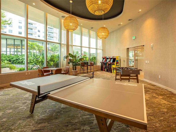 700 NE 24th St 4401, Miami FL 33137