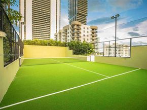 700 NE 24th St 4401, Miami FL 33137