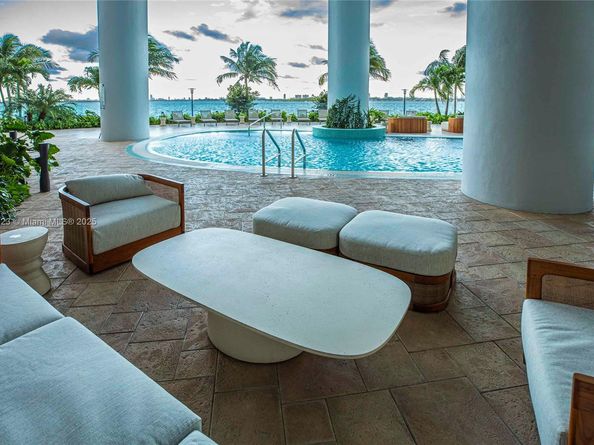 700 NE 24th St 4401, Miami FL 33137