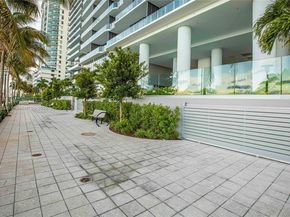 700 NE 24th St 4401, Miami FL 33137