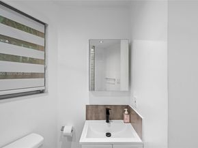 1900 Pizarro St, Coral Gables FL 33134