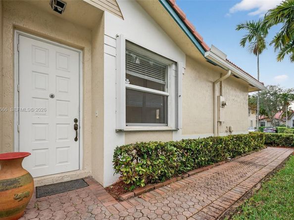 11641 NW 47th Dr, Coral Springs FL 33076