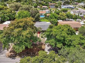 6472 Johnson St, Hollywood FL 33024