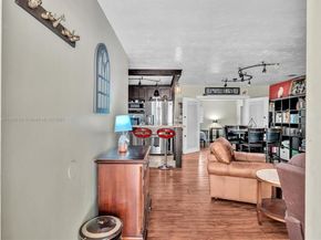 6472 Johnson St, Hollywood FL 33024