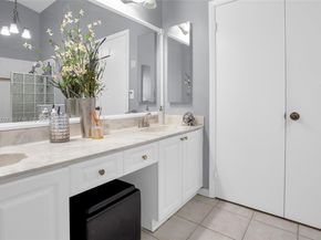 20071 NW 5th St, Pembroke Pines FL 33029