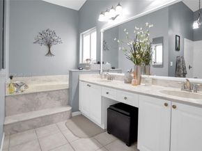 20071 NW 5th St, Pembroke Pines FL 33029