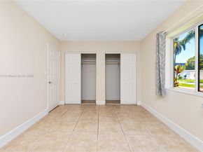 918 NE 6th St, Hallandale Beach FL 33009