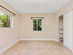 918 NE 6th St, Hallandale Beach FL 33009