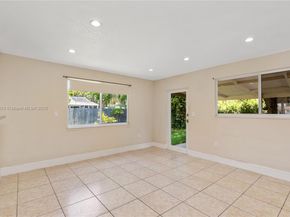 918 NE 6th St, Hallandale Beach FL 33009