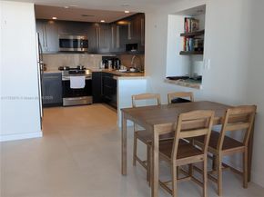 3675 N Country Club Dr 2310, Aventura FL 33180