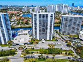 3675 N Country Club Dr 2310, Aventura FL 33180