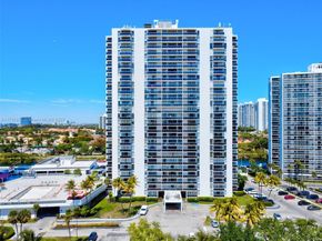 3675 N Country Club Dr 2310, Aventura FL 33180