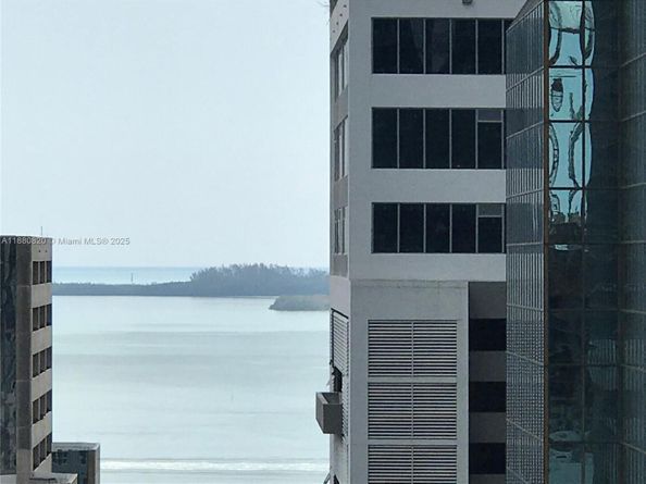 1010 Brickell Ave 1504, Miami FL 33131