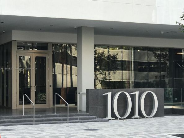 1010 Brickell Ave 1504, Miami FL 33131