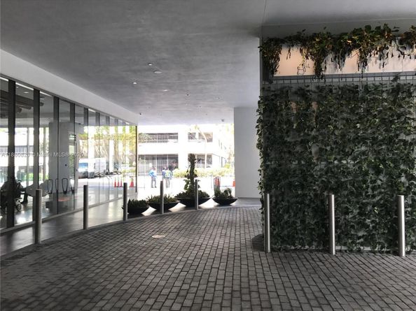 1010 Brickell Ave 1504, Miami FL 33131