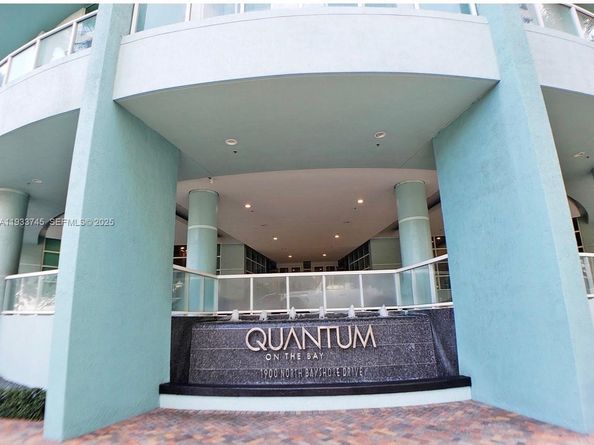 1900 N Bayshore Dr 3705, Miami FL 33132