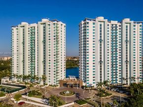 2681 N Flamingo Rd 2302S, Sunrise FL 33323