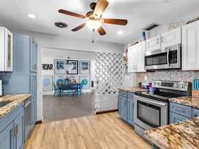 2221 Alcazar Dr, Miramar FL 33023