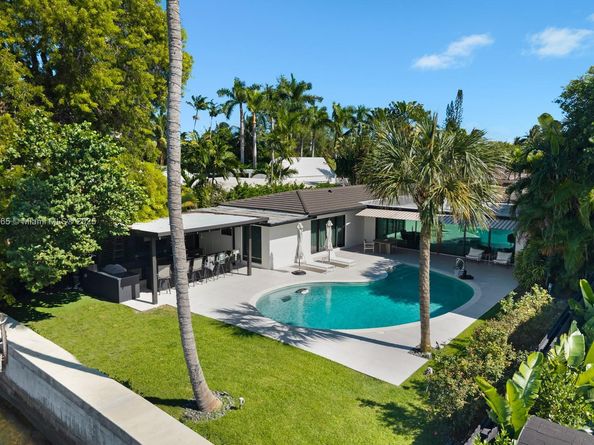 1155 N Biscayne Point Rd, Miami Beach FL 33141