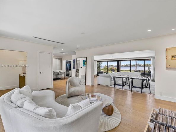 1155 N Biscayne Point Rd, Miami Beach FL 33141