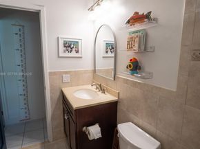 2366 SW 70th Way 4, Davie FL 33317
