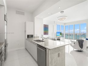 950 Brickell Bay Dr 4710, Miami FL 33131