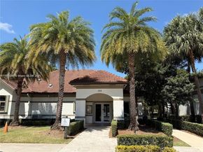 570 S Park Rd 176, Hollywood FL 33021