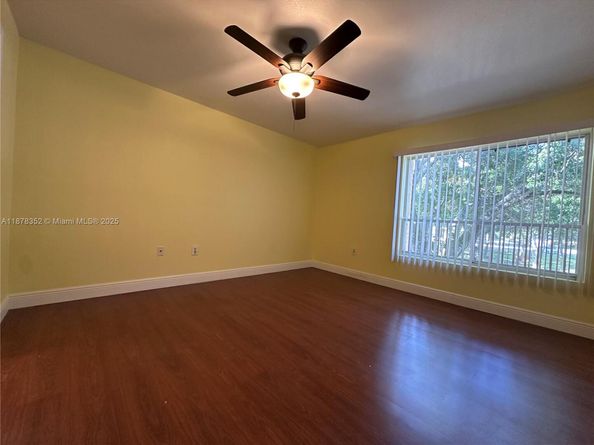 2627 NW 33rd St 2209, Oakland Park FL 33309
