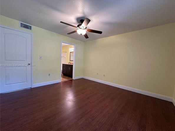 2627 NW 33rd St 2209, Oakland Park FL 33309