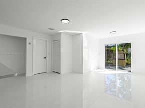 3956 NW 207th St Rd, Miami Gardens FL 33055