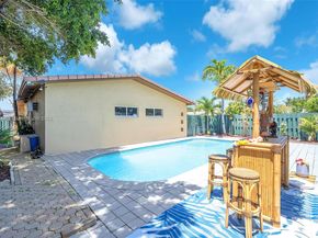 1520 N 25th Ave, Hollywood FL 33020