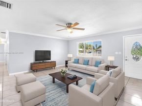 1520 N 25th Ave, Hollywood FL 33020