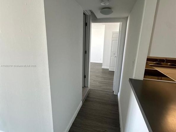 1800 Collins Ave 15B, Miami Beach FL 33139