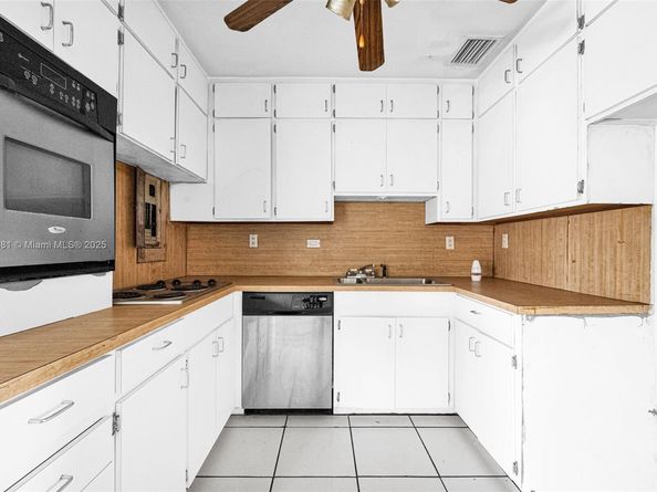 1781 NW 129th Ter, Miami FL 33167