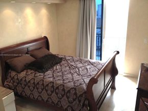 17555 SW Atlantic Blvd PH2, Sunny Isles Beach FL 33160