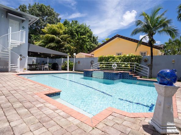 11680 SW 92nd St, Miami FL 33176